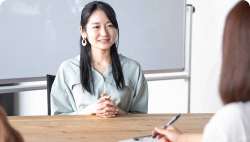 デプスインタビューとは？基本手法から活用事例・おすすめ企業5社比較と費用相場も